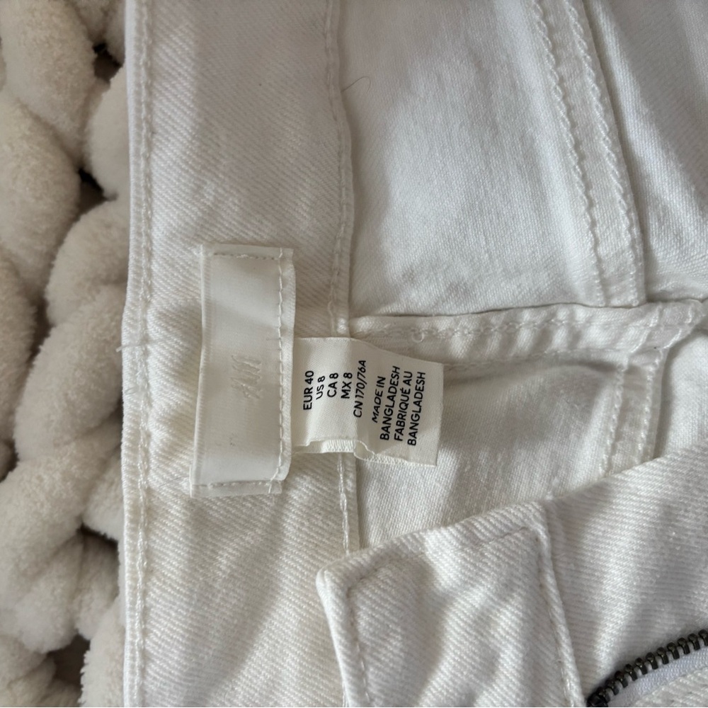 H&M White Denim Jeans with Textured Fabric